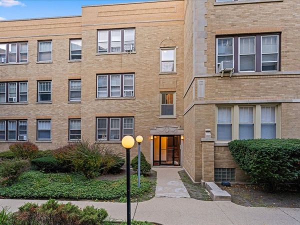 901 W Altgeld Street , Unit 1B, Chicago, IL 60614