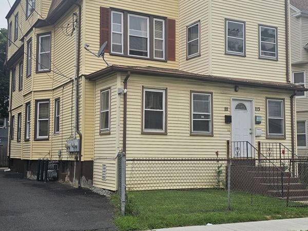 111-113 Kent, Hartford, CT 06112