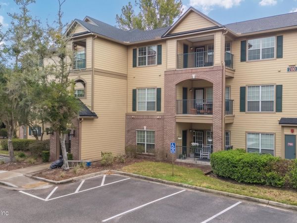 7800 POINT MEADOWS Drive, Unit 737, Jacksonville, FL 32256