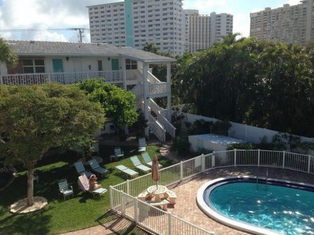 224 Hibiscus Avenue, Unit 154, Lauderdale by the Sea, FL 33308 Photo