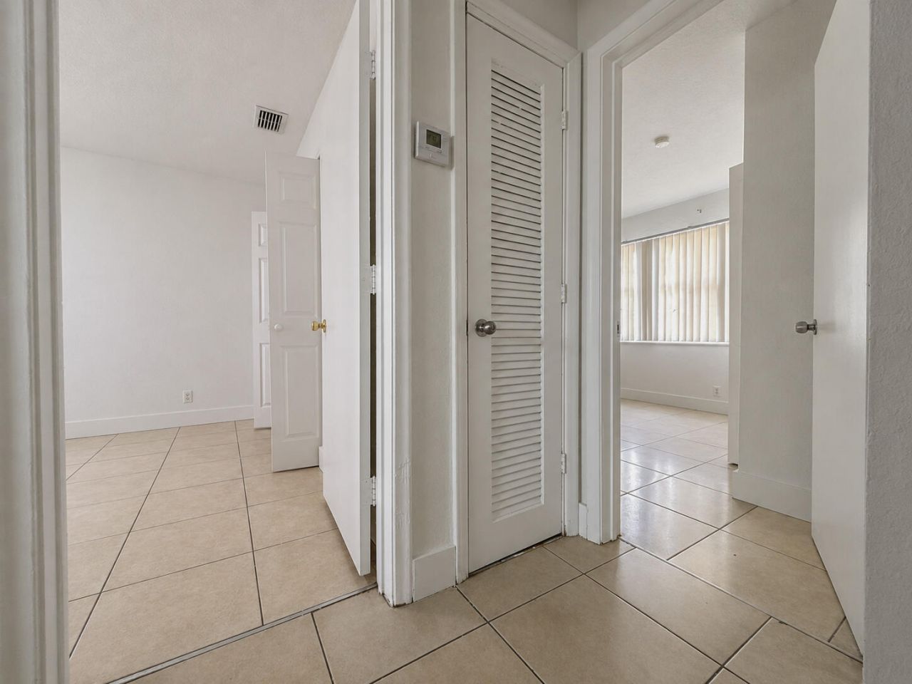 3970 NW 31st Terrace, Unit 1A, Lauderdale Lakes, FL 33309 Photo
