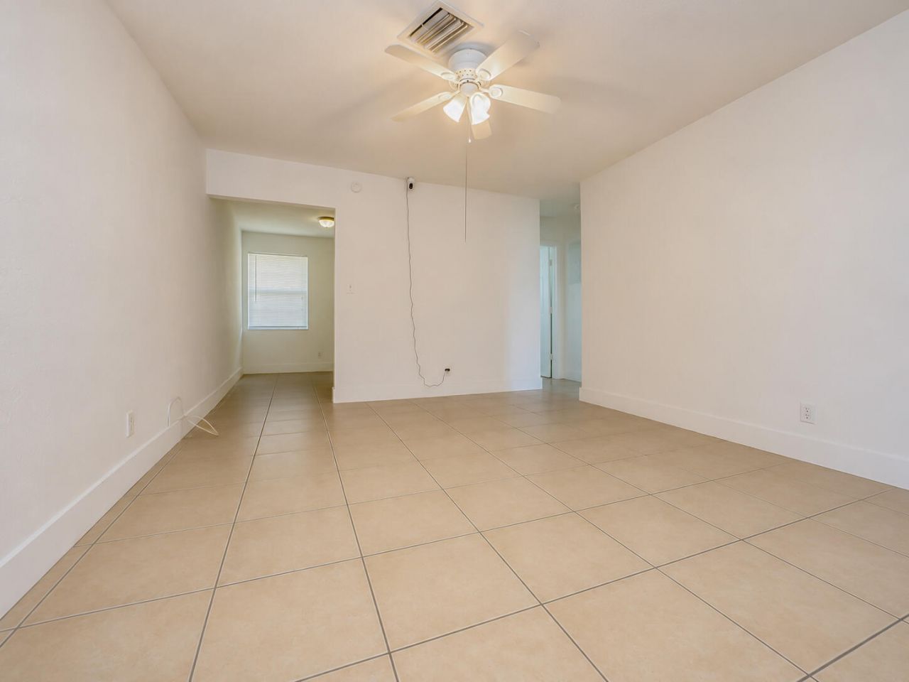 3970 NW 31st Terrace, Unit 1A, Lauderdale Lakes, FL 33309 Photo
