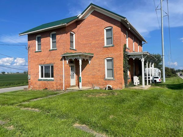 7924 E State Route 56 , Circleville, OH 43113