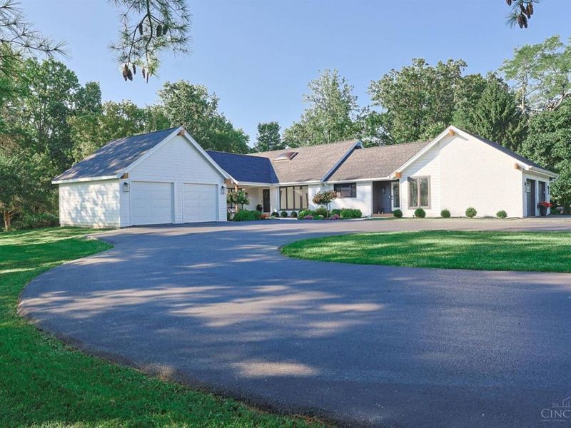 10600 Indian Woods Drive, Montgomery, OH 45242 Photo 2