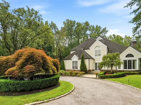 16 Hampton Road , Purchase, NY 10577