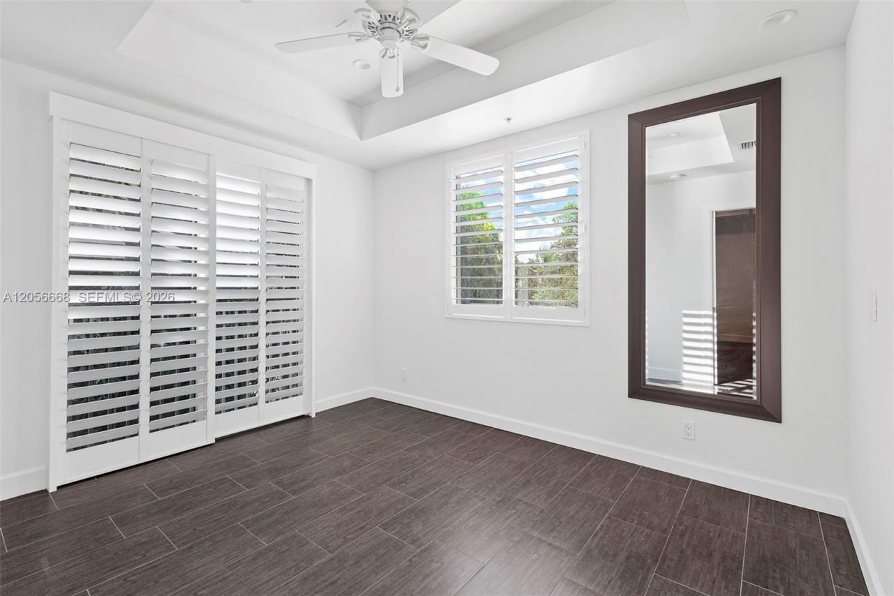348 Elm St , Unit B-10, Hollywood, FL 33019 Photo