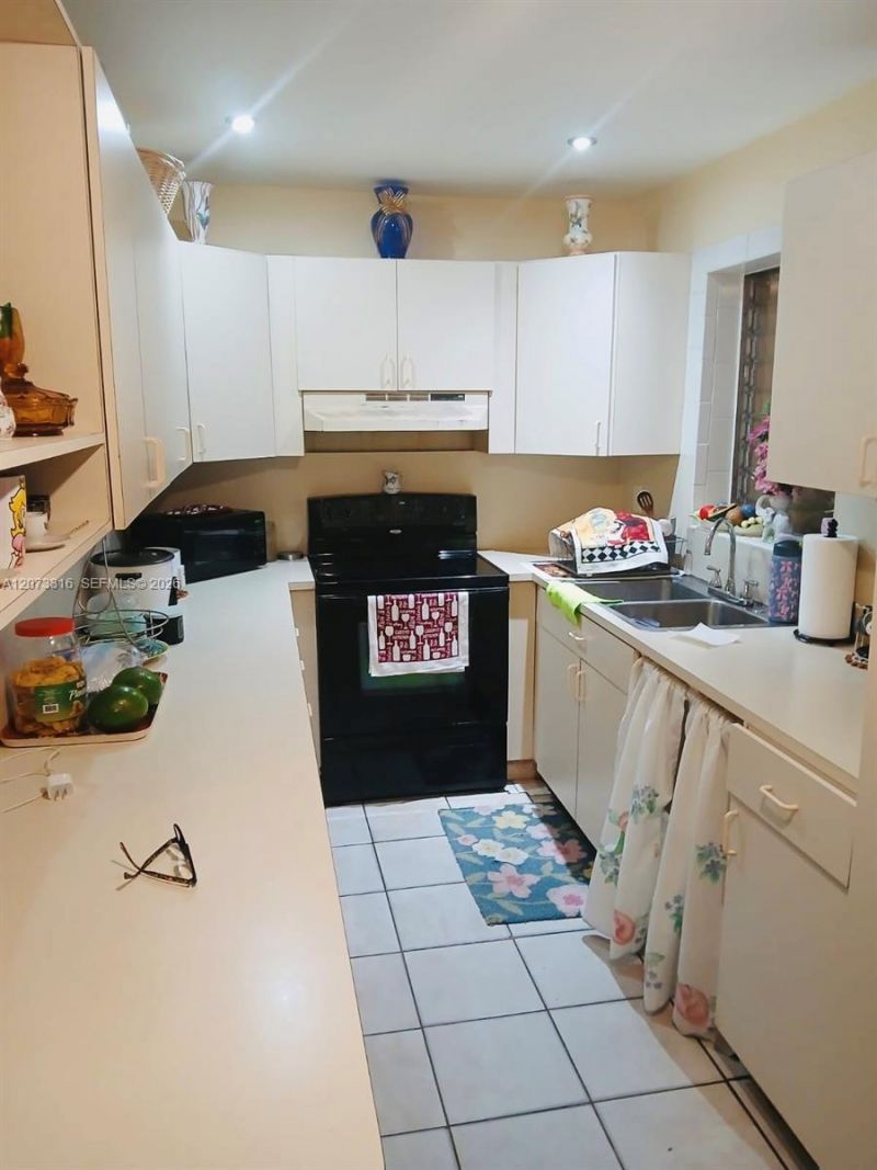 4400 SW 112th Pl , Miami, FL 33165 Photo