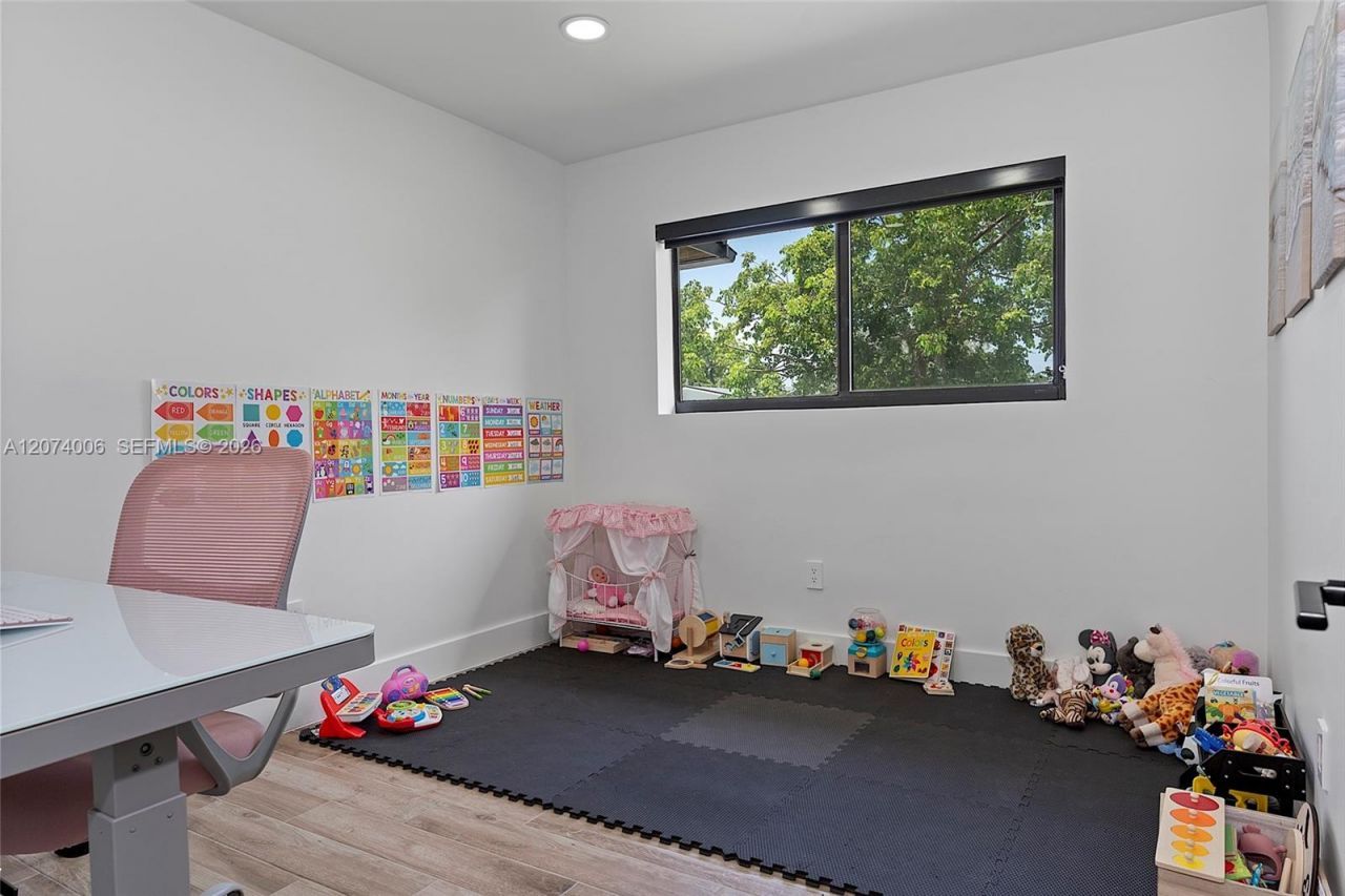 10630 NW 19th Pl, Pembroke Pines, FL 33026 Photo