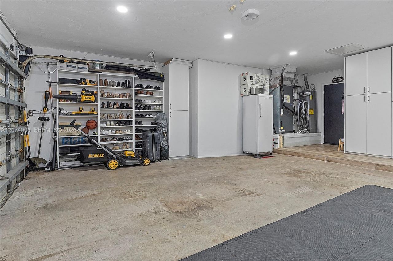 10630 NW 19th Pl, Pembroke Pines, FL 33026 Photo