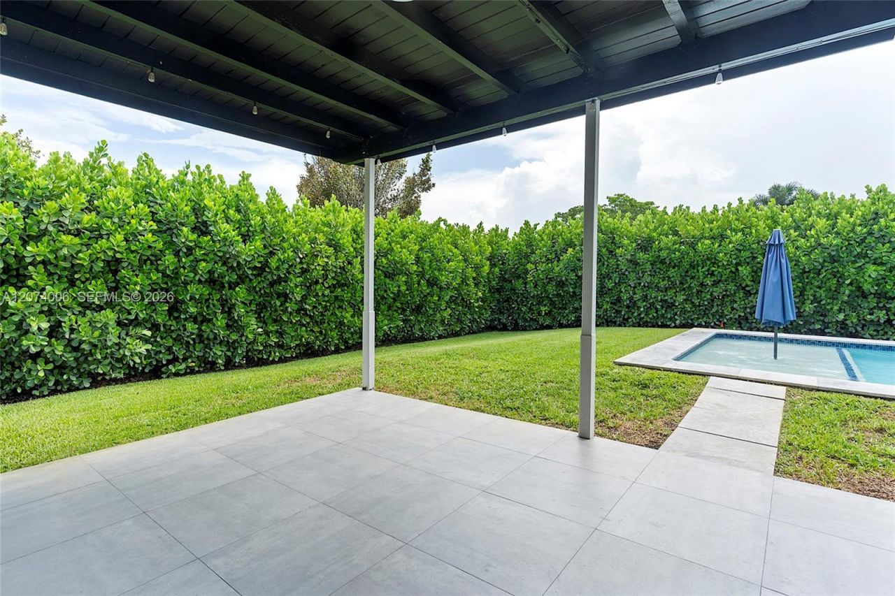 10630 NW 19th Pl, Pembroke Pines, FL 33026 Photo