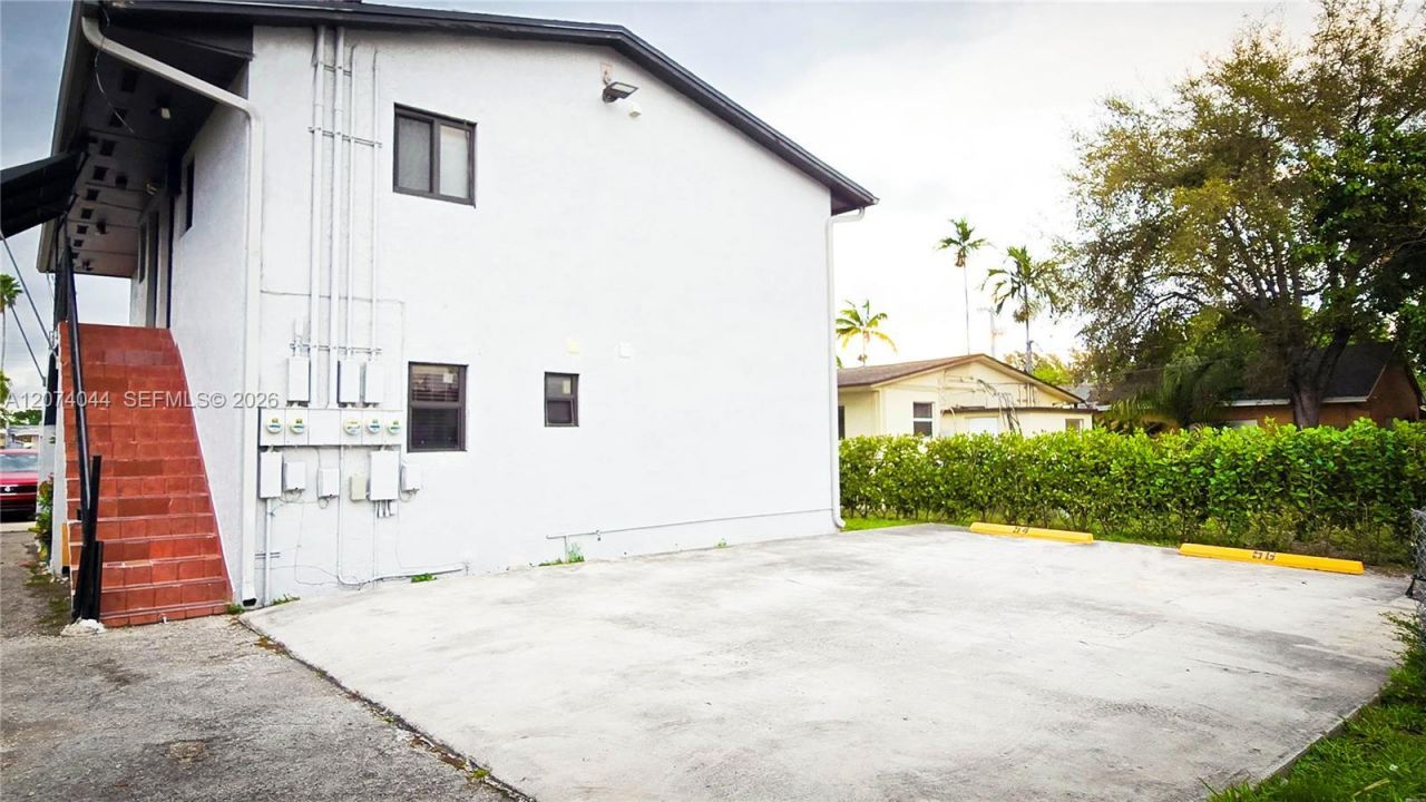 50 W 28th St , Unit 54, Hialeah, FL 33010 Photo