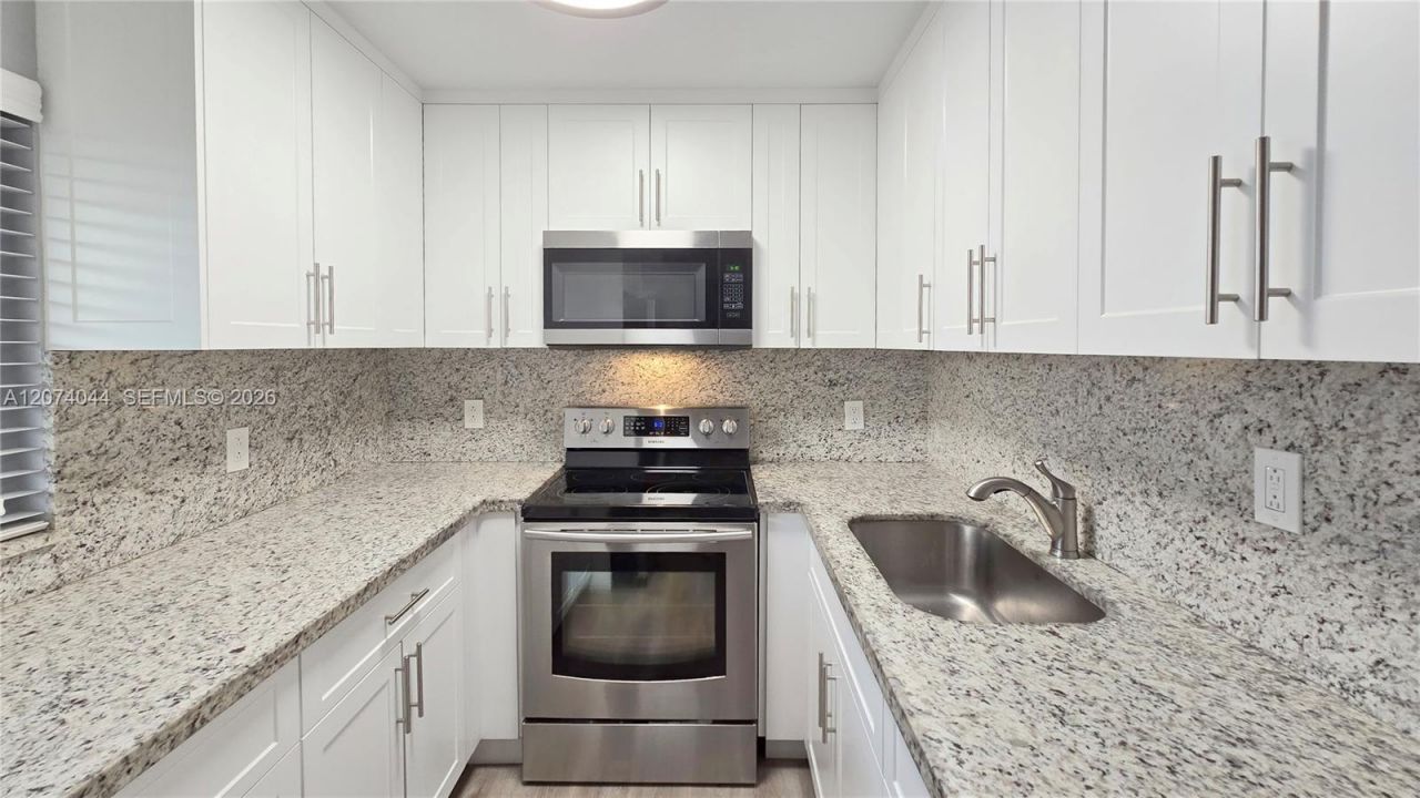 50 W 28th St, Unit 54, Hialeah, FL 33010 Photo