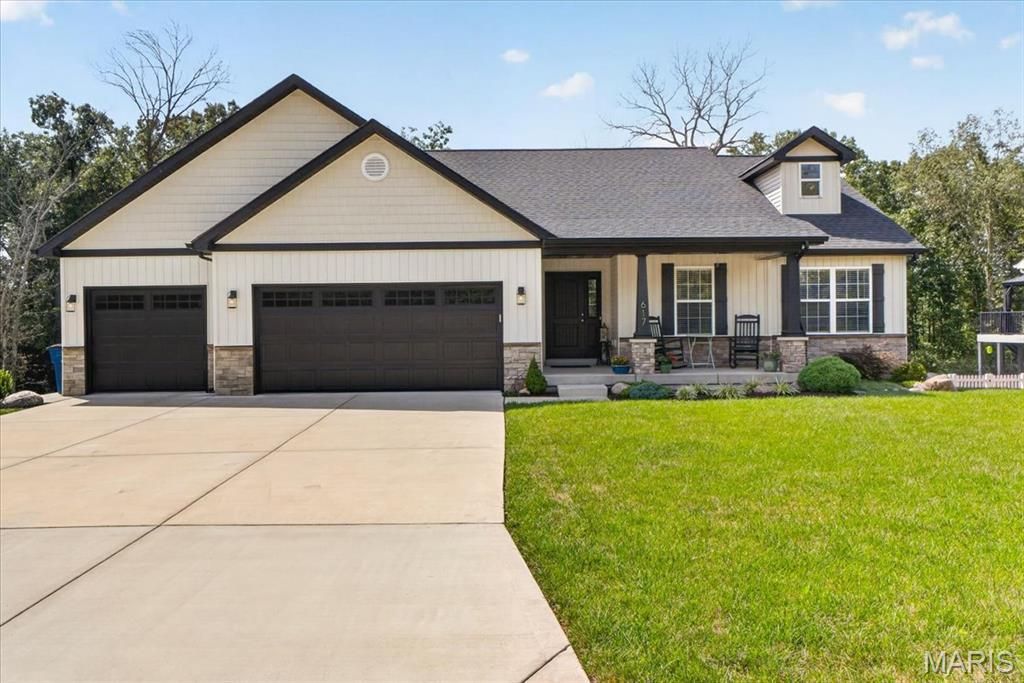 617 Autumn Crest Drive, Troy, MO 63379 Main Photo