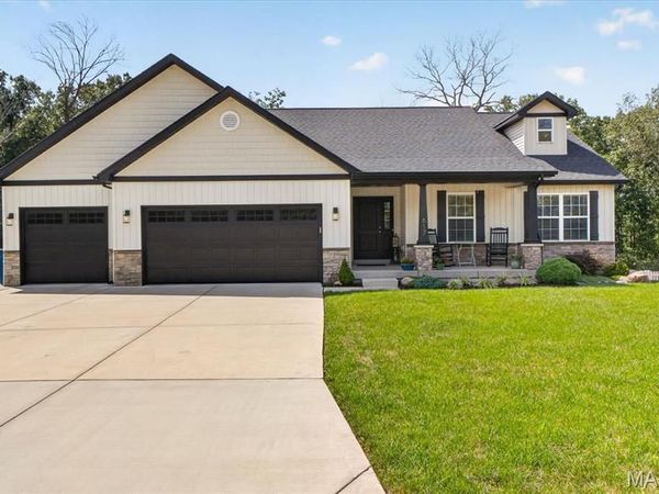 617 Autumn Crest Drive , Troy, MO 63379