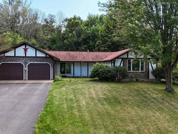 2007 FRONTAGE ROAD, Schofield, WI 54476