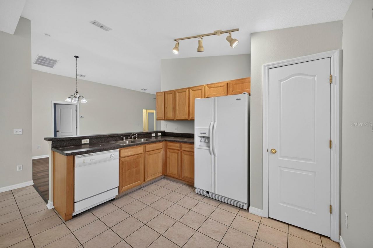 839 Sandy Ridge Drive , Davenport, FL 33896 Photo