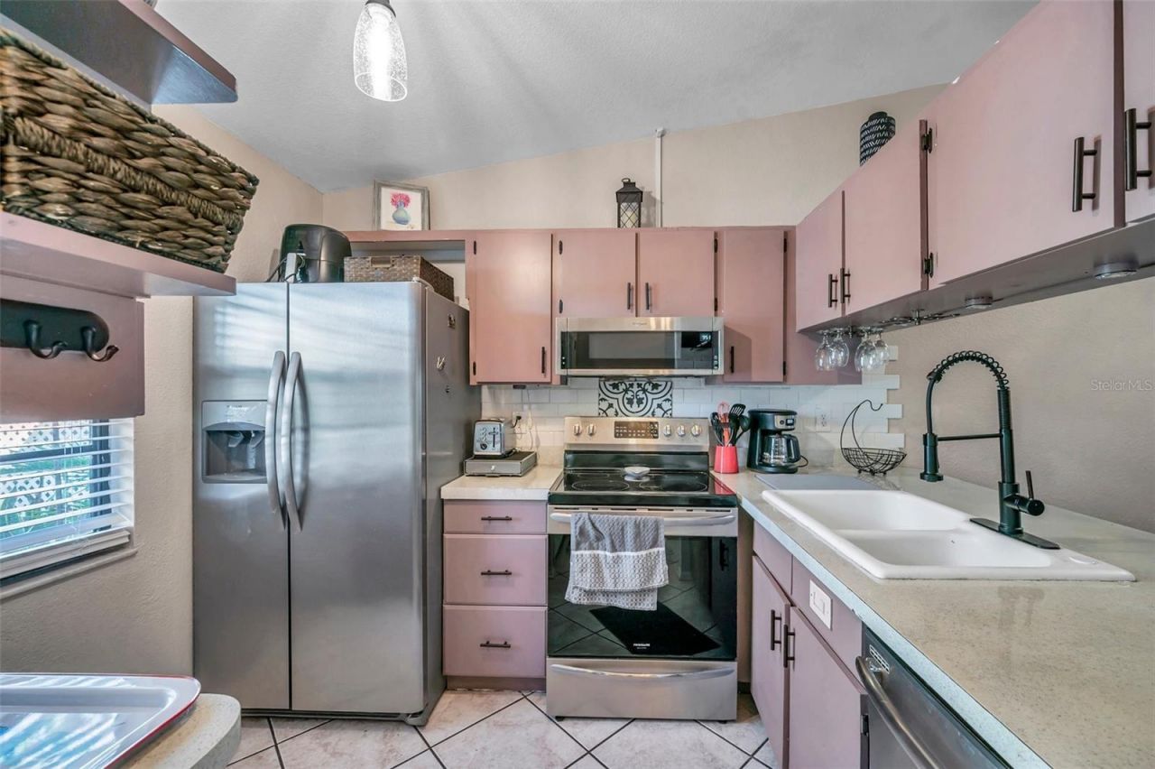 6421 Drexel Drive, Unit 4, Port Richey, FL 34668 Photo