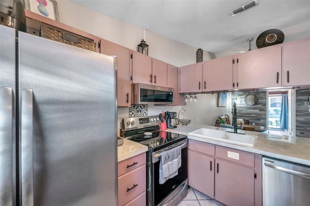 6421 Drexel Drive, Unit 4, Port Richey, FL 34668 Photo