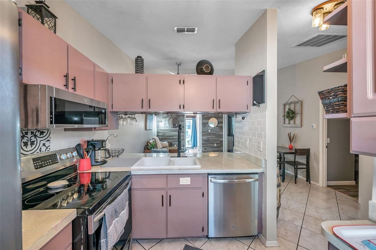 6421 Drexel Drive, Unit 4, Port Richey, FL 34668 Photo