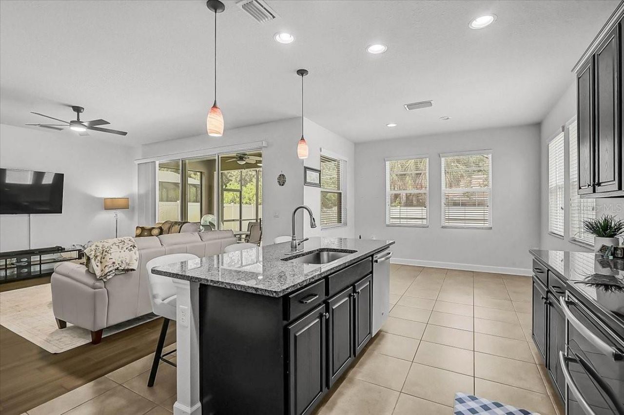 7536 Aguila Drive, Sarasota, FL 34240 Photo