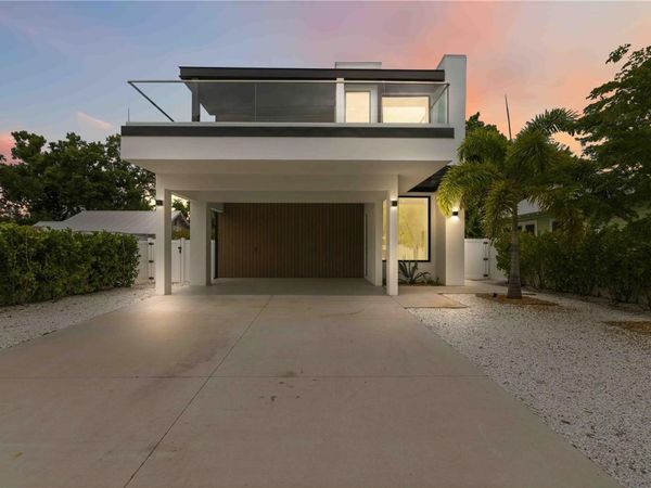 1671 ARLINGTON STREET, SARASOTA, FL 34239