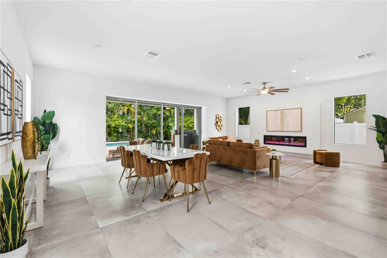 1671 Arlington Street, Sarasota, FL 34239 Photo