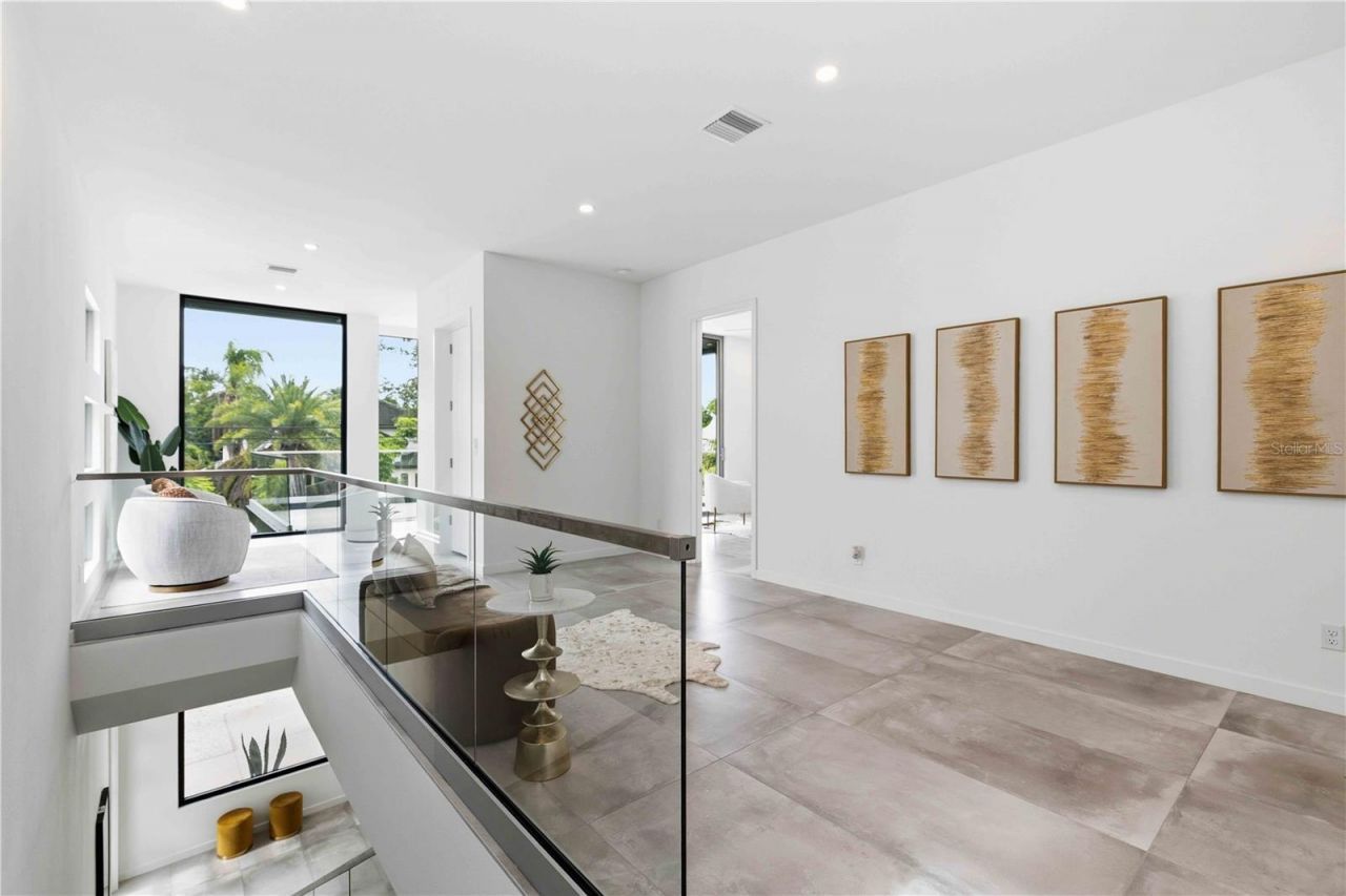 1671 Arlington Street, Sarasota, FL 34239 Photo