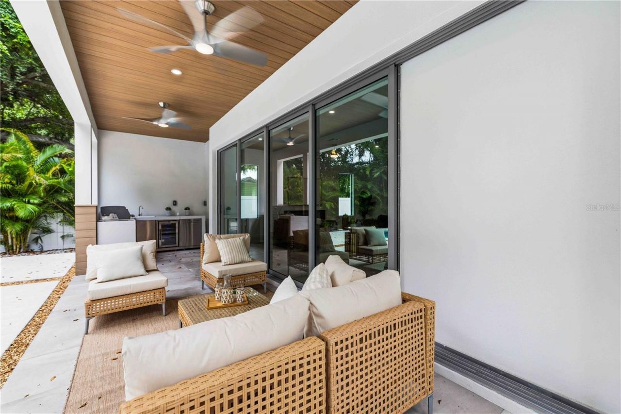 1671 Arlington Street, Sarasota, FL 34239 Photo