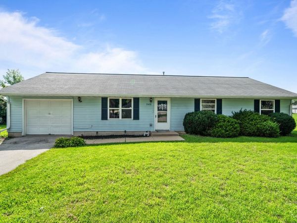2402 Rockwell Street, ROCKFORD, IL 61102