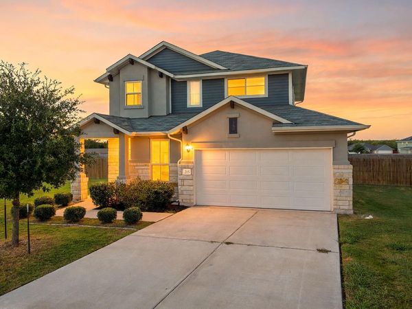 215 Lake Placid RUN, Elgin, TX 78621