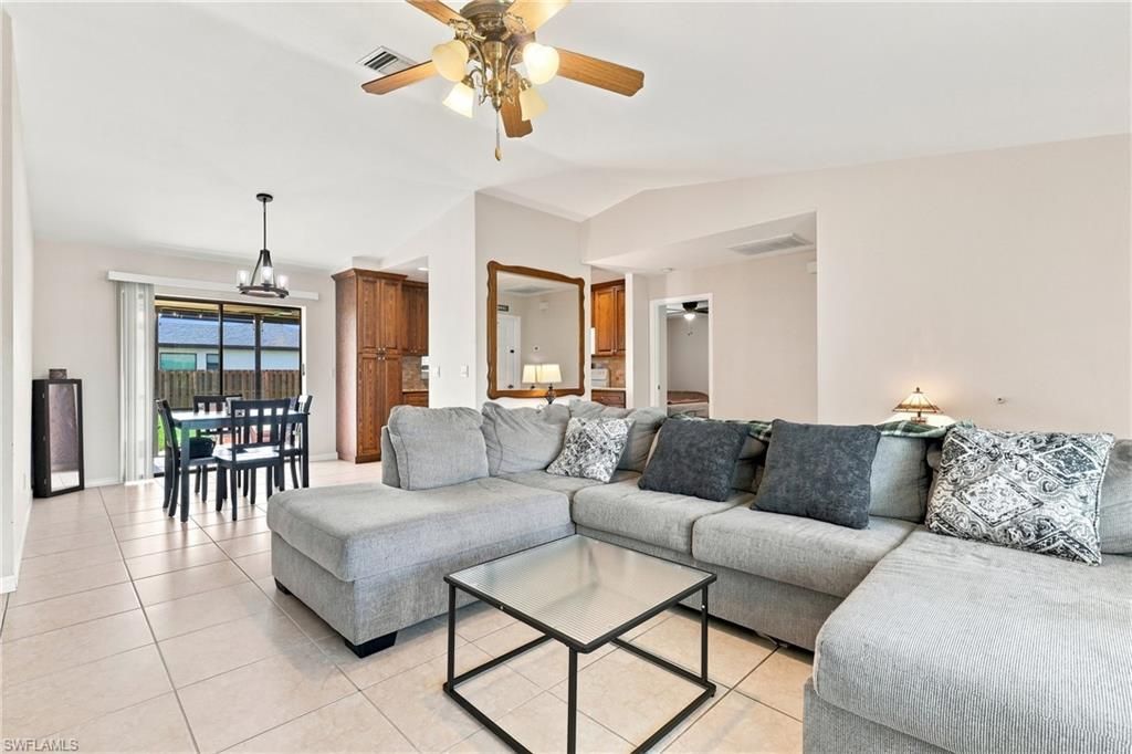 22 SW 13th Ter , Cape Coral, FL 33991 Photo