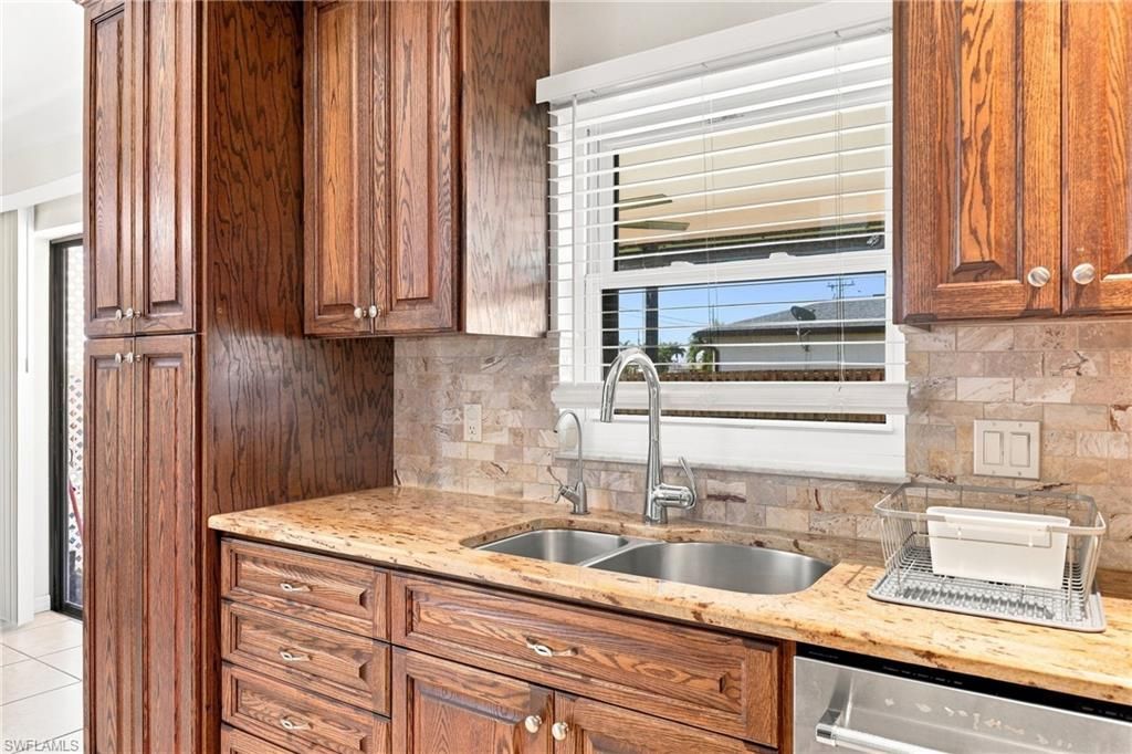 22 SW 13th Ter , Cape Coral, FL 33991 Photo