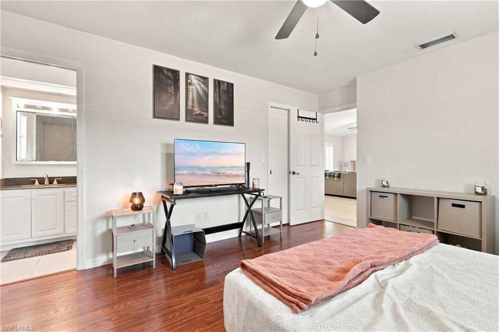 22 SW 13th Ter , Cape Coral, FL 33991 Photo