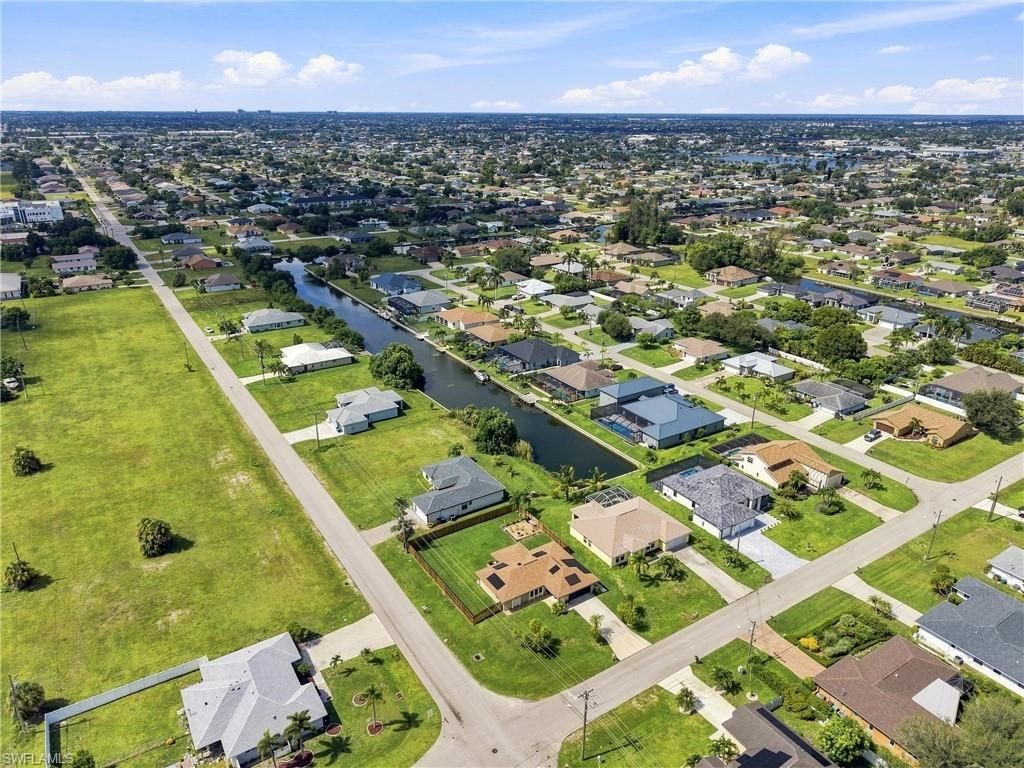 22 SW 13th Ter , Cape Coral, FL 33991 Photo