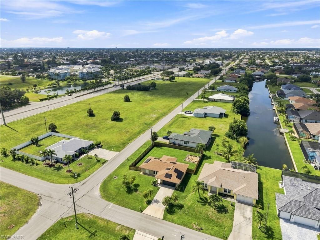 22 SW 13th Ter , Cape Coral, FL 33991 Photo