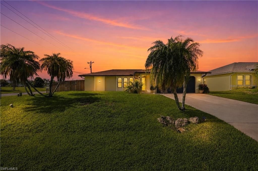 22 SW 13th Ter, Cape Coral, FL 33991 Photo