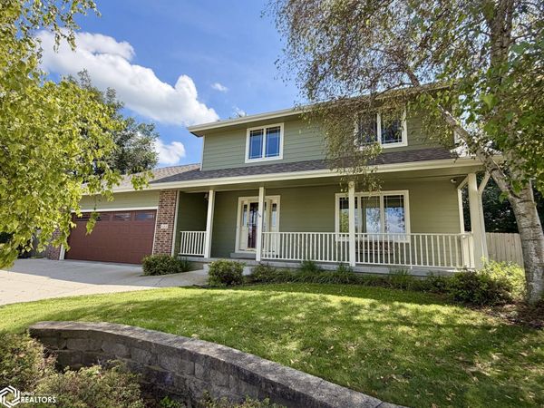 501 E 26th Street N, Newton, IA 50208