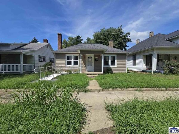 2425 S 6th Street, Terre Haute, IN 47802