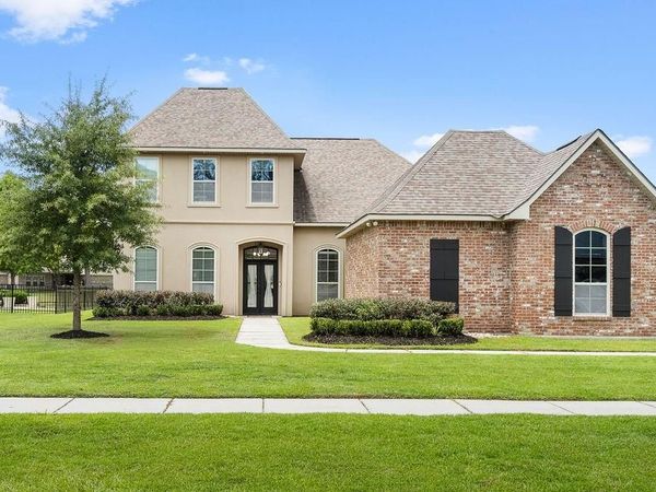 298 SAW GRASS Loop , Covington, LA 70435