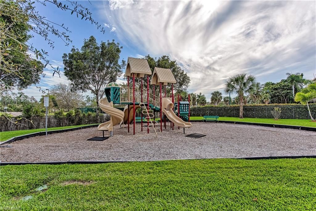 12980 Positano Cir, Unit 202, Naples, FL 34105 Photo