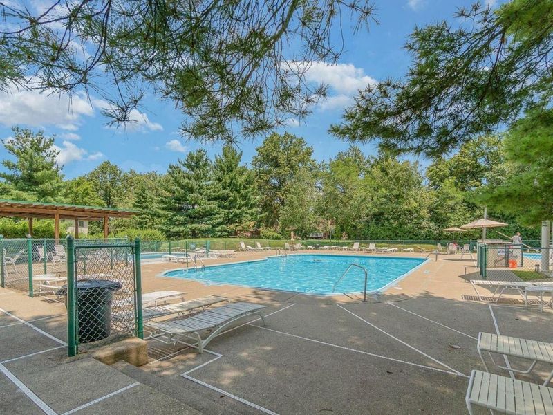 2426 Palmeadow Drive, Crestview Hills, KY 41017 Photo 19