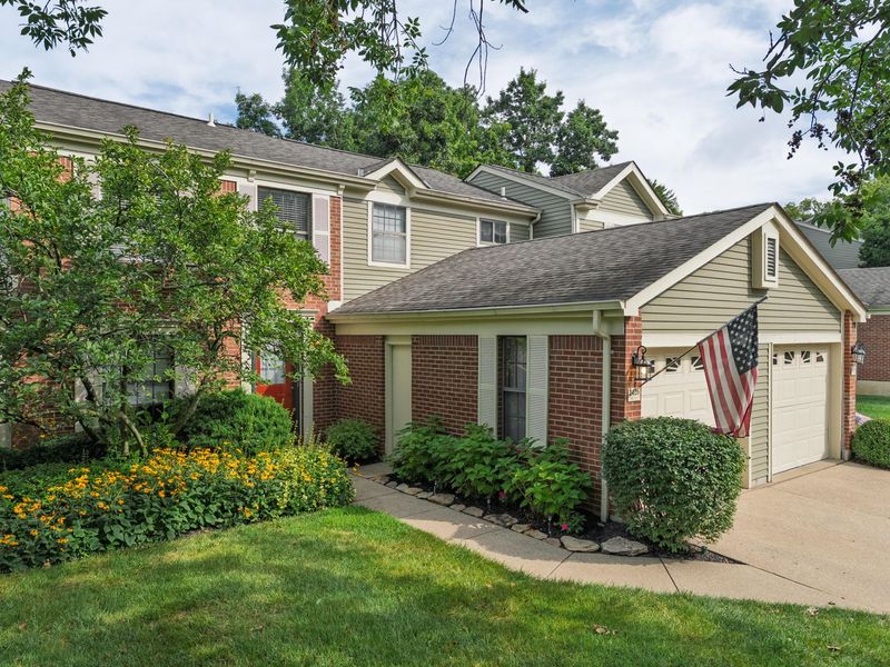 2426 Palmeadow Drive, Crestview Hills, KY 41017 Photo 2