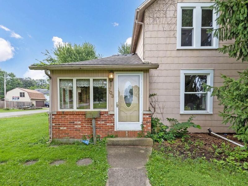 703 Grove Avenue , Galion, OH 44833 Photo 2