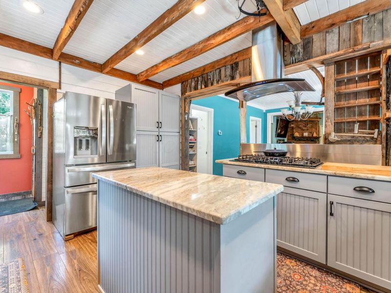 6076 Africa Road , Galena, OH 43021 Photo 11