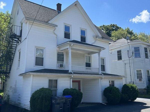 560 Church St, Unit 560, Northbridge, MA 01534