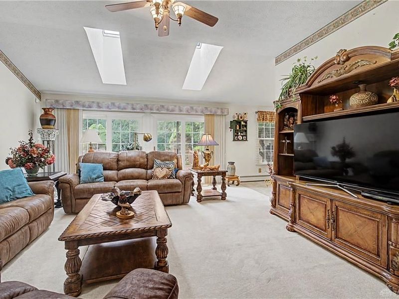 3845 W Eva Circle, Springfield, OH 45504 Photo 10