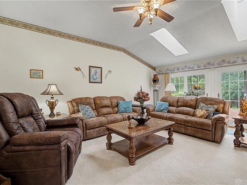 3845 W Eva Circle, Springfield, OH 45504 Photo 11