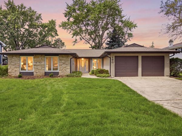190 S Circle Avenue , Bloomingdale, IL 60108