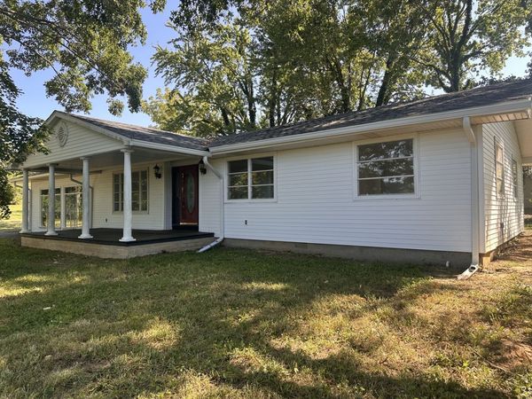 380 Golf Course Road, Eldorado, IL 62930