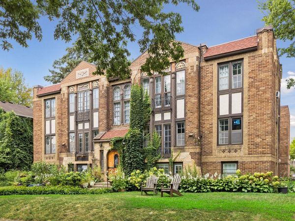 3948 1st Avenue S, Unit 201, Minneapolis, MN 55409